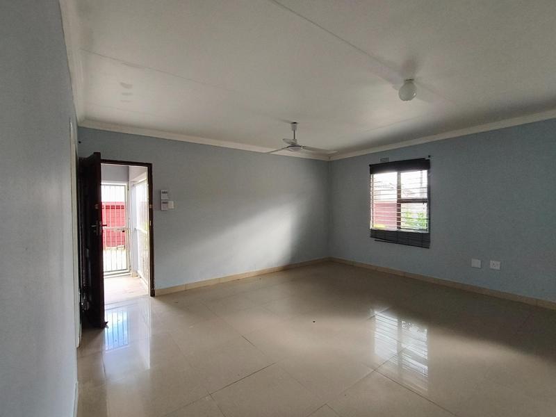 To Let Commercial Property for Rent in Mthata Eastern Cape